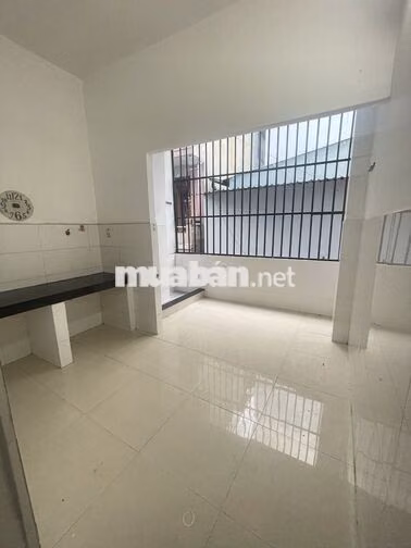 Cho thuê nhà HXH Huỳnh Văn Bánh 8Pn 4x15m 2 lầu,giá 22 triệu 