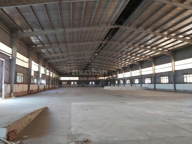 Cho thuê xưởng 4000m2 mặt tiền DT 835 Long An Giá chỉ 200tr/tháng