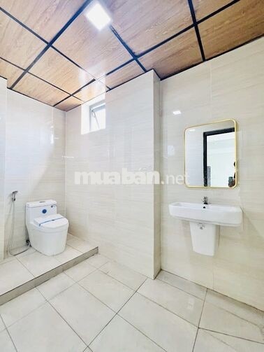 Căn hộ ban công 30m2 siêu rộng thoáng - Nhất Chi Mai cạnh nhà Ga T3
