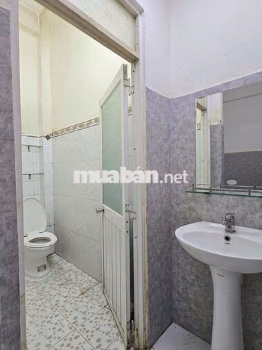 studio máy lạnh tầng trệt hẻm lớn xe tải tới tận nhà gần chợ thạch đà