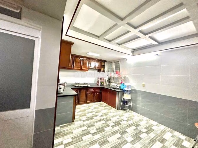 NHÀ 5.6X12. 4PN 5WC. HẺM XE HƠI. SHARE PHÒNG OK.