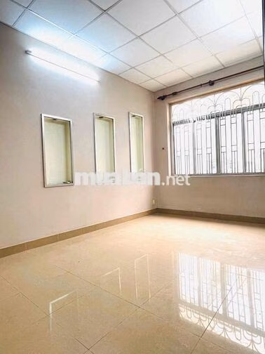 Cho thuê nguyên căn góc 2MT cực thoáng, Đường Thống Nhất, P.11, Gò Vấp