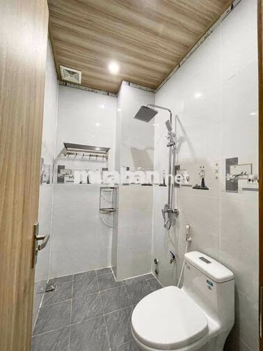 CHO THUÊ TOÀ CĂN HỘ VỊ TRÍ ĐẮC ĐỊA GẦN CẦU RỒNG