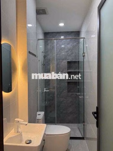 Kí túc xá tư nhân mới xây 1tr5/ng, nước 100k/ng, xe 100k/ng, dvụ free