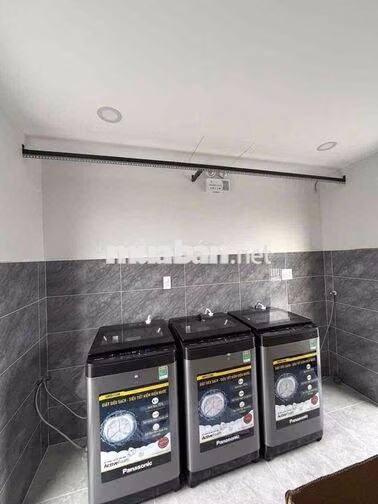 Kí túc xá tư nhân mới xây 1tr5/ng, nước 100k/ng, xe 100k/ng, dvụ free