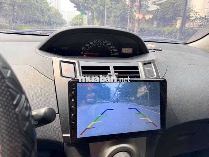 Toyota Yaris 2010 1.3AT Vàng Nhập Nhật 11 vạn km
