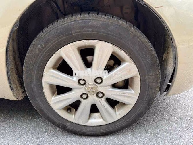 Toyota Yaris 2010 1.3AT Vàng Nhập Nhật 11 vạn km