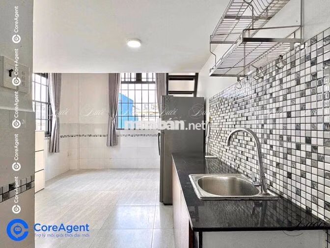 DUPLEX GÁC CAO FULL NỘI THẤT NGAY HÒA BÌNH - TÔ HIỆU - VHU 5P ĐI XE