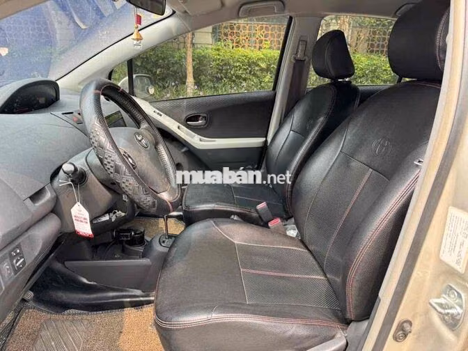 Toyota Yaris 2010 1.3AT Vàng Nhập Nhật 11 vạn km