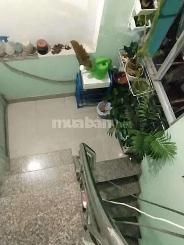 Nhà 2 hẻm HXH đậu trước nhà CMT8_DT 39m2.Nhà 5 tầng BTCT.Giá 6,5 tỷ