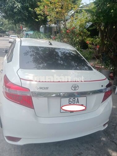 Toyota Vios 2015 Số sàn Trắng, có giảm giá