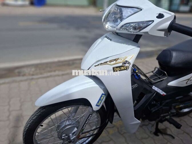 Honda Wave @ 110 2021 Trắng Đã sử dụng