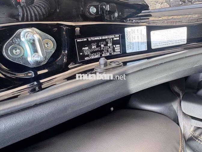 Toyota Vios G Đen 5 chỗ Da