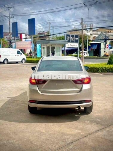Mazda2 AT giảm 100% trước bạ vào giá xe T8