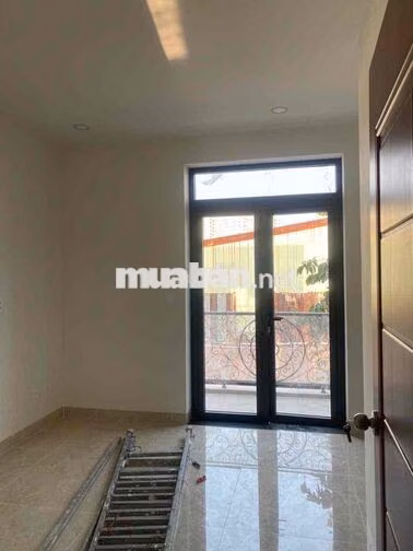 NHÀ ĐẸP MỚI SỬA CHO THUÊ TÂN THỚI NHẤT, Q12
