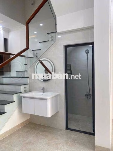 NHÀ ĐẸP MỚI SỬA CHO THUÊ TÂN THỚI NHẤT, Q12