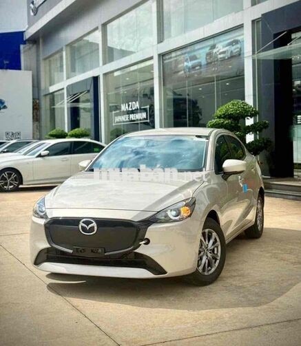Mazda2 AT giảm 100% trước bạ vào giá xe T8