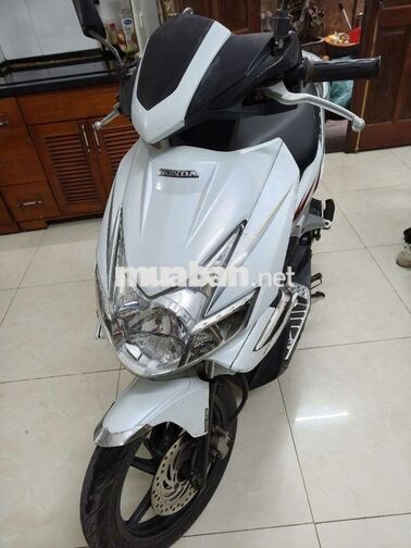 Honda Air Blade Trắng