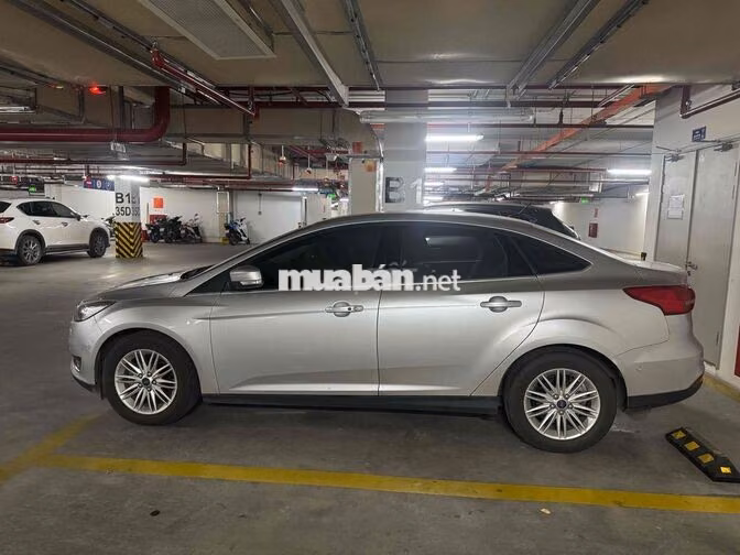 Ford Focus Titanium chính chủ