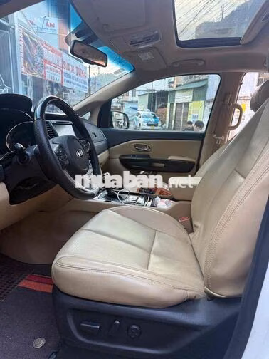 Kia Sedona 2018 Xăng Trắng