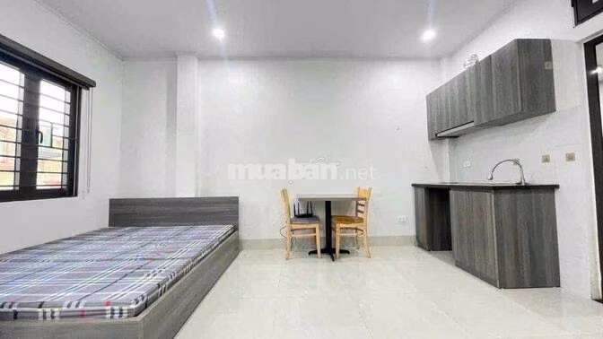 Cho thuê phòng trống full nội thất có ban công ngõ 155 Cầu Giấy
