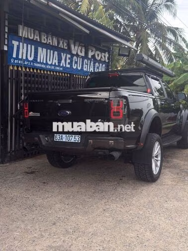 Ford Raptor 2018 Đen 5 chỗ