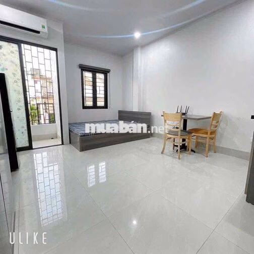 Cho thuê phòng trống full nội thất có ban công ngõ 155 Cầu Giấy