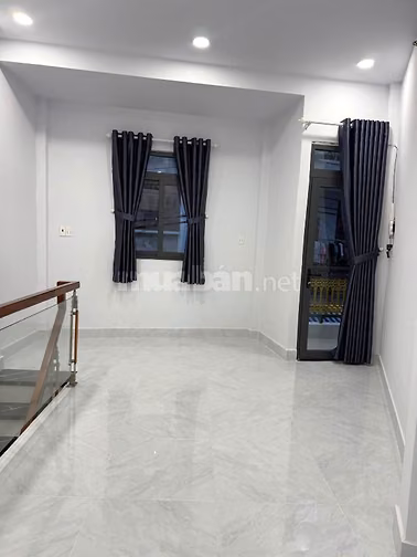 BÁN NHÀ MẶT TIỀN HẺM XE HƠI KINH DOANH – 30/64 LÂM VĂN BỀN, QUẬN 7
