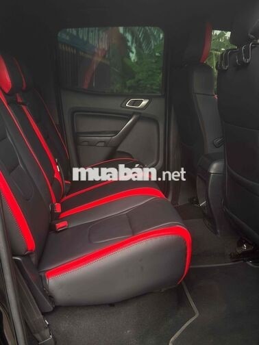 Ford Raptor 2018 Đen 5 chỗ