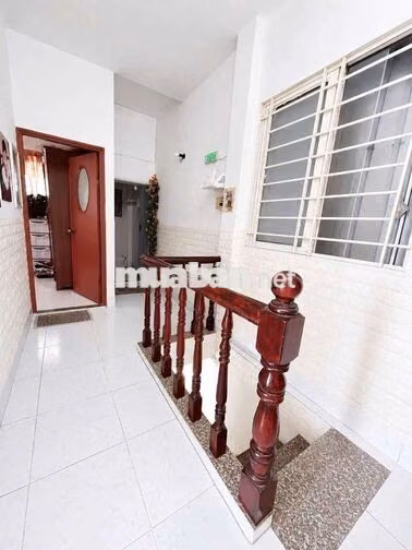 Nhà Lê Đức Thọ giao Nguyễn Oanh - 2 Tầng - 36m2 - 3,6 tỷ
