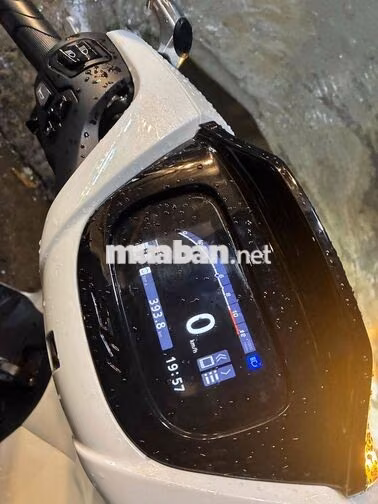 Honda SH 2026 Trắng 300km