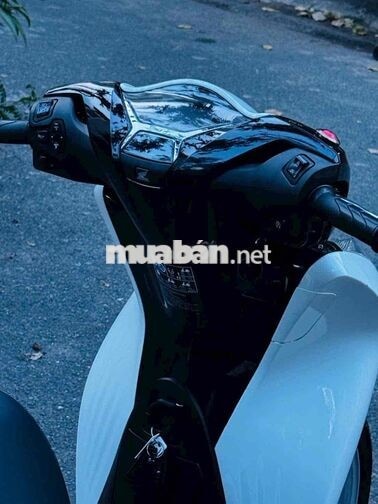 Honda SH 160i ABS sx cuối 2025 Trắng đen bstp