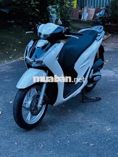 Honda SH 160i ABS sx cuối 2025 Trắng đen bstp