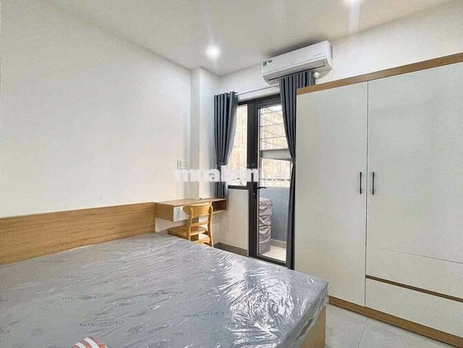 CĂN HỘ 1 PHÒNG NGỦ TẦNG CAO KẾ BÊN ĐH FTU