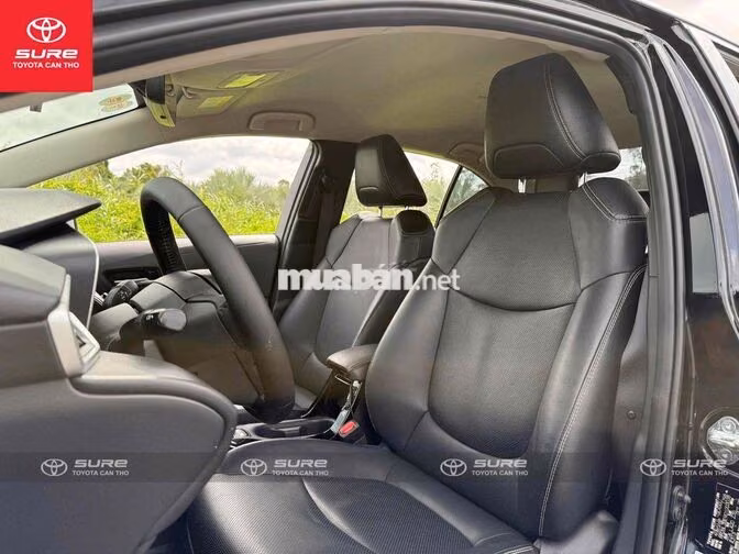 Toyota Corolla Altis 1.8V (CVT) 2022 Đen