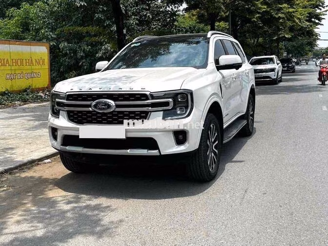 Ford Everest Platinum 2.0L 4x4 AT sản xuất 2025