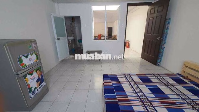 phòng ban công và bếp riêng thoáng mát