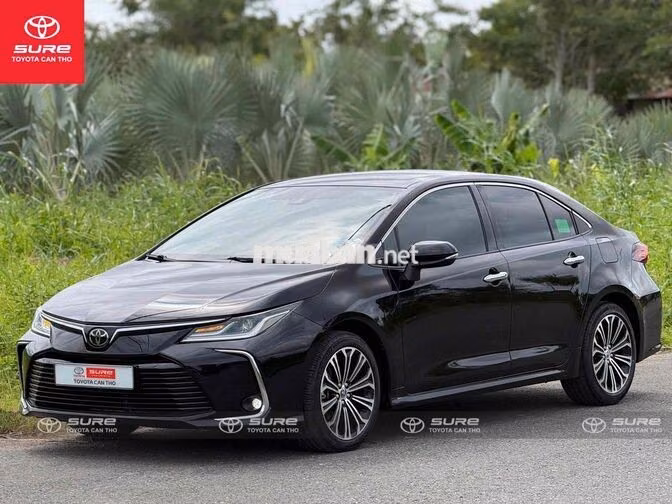 Toyota Corolla Altis 1.8V (CVT) 2022 Đen