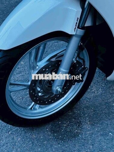 Honda SH 160i ABS sx cuối 2025 Trắng đen bstp