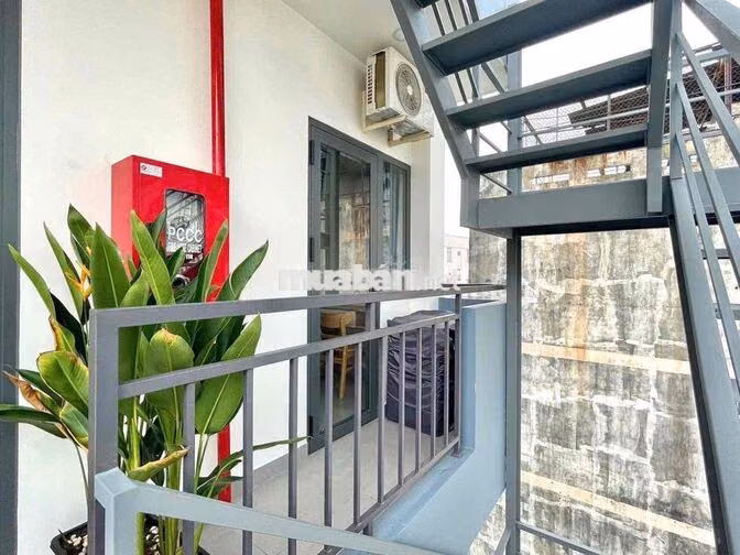 CĂN HỘ 1 PHÒNG NGỦ TẦNG CAO KẾ BÊN ĐH FTU