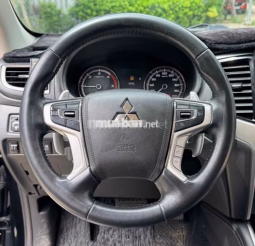 Mitsubishi Triton 4x2 AT Premium sản xuất 2020
