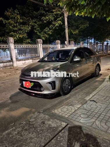Kia Soluto Delux Số sàn 2020 Vàng cát