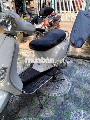 Piaggio Vespa 2010 Trắng Việt Nam