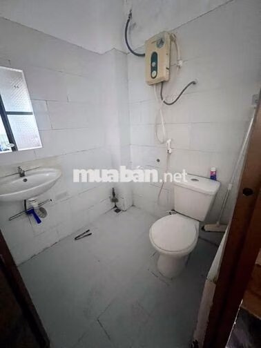 Cho Thuê Nhà Mặt Tiền Kinh Doanh, Huỳnh Văn Bánh, P.11, Q.Phú Nhuận