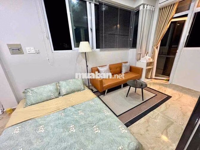 Cho thuê căn hộ Studio Ban công Q4 gần ĐH Luật, ĐH Nguyễn Tất Thành