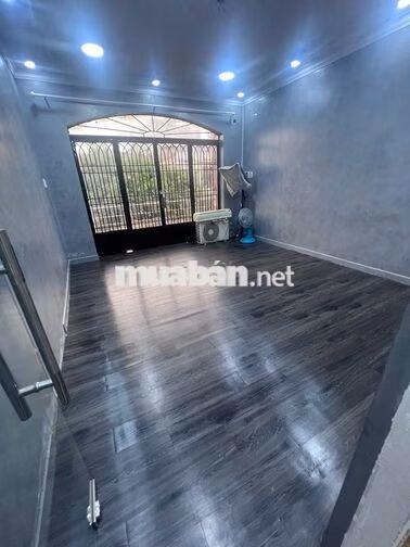 Cho Thuê Nhà Mặt Tiền Kinh Doanh, Huỳnh Văn Bánh, P.11, Q.Phú Nhuận
