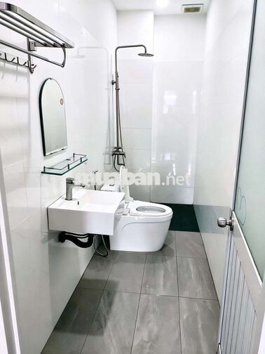 CHO THUÊ NHÀ ĐẸP GIÁ RẺ 7TR 2PN 2WC 