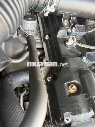 Toyota Innova 2.0E 2020 Số sàn Bạc