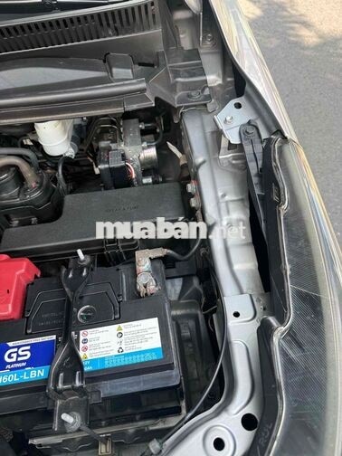 Toyota Innova 2.0E 2020 Số sàn Bạc