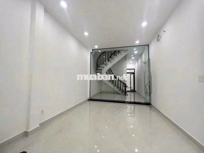 Cần cho thuê nhà MT 412A Nguyễn Tri Phương P.4 Q.10 gần khúc Nhật Tảo